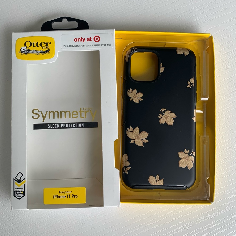 New! Otterbox Case Apple iPhone 11 Pro Black/Gold